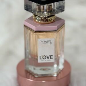 Victoria's Secret Love Eau de Parfum